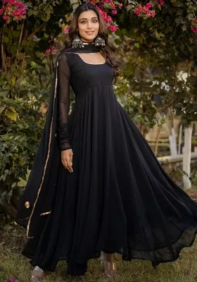 Black Solid Georgette Kurta With Dupatta