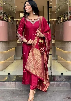 Magenta Thread Embroidered Viscose Kurta Set With Dupatta