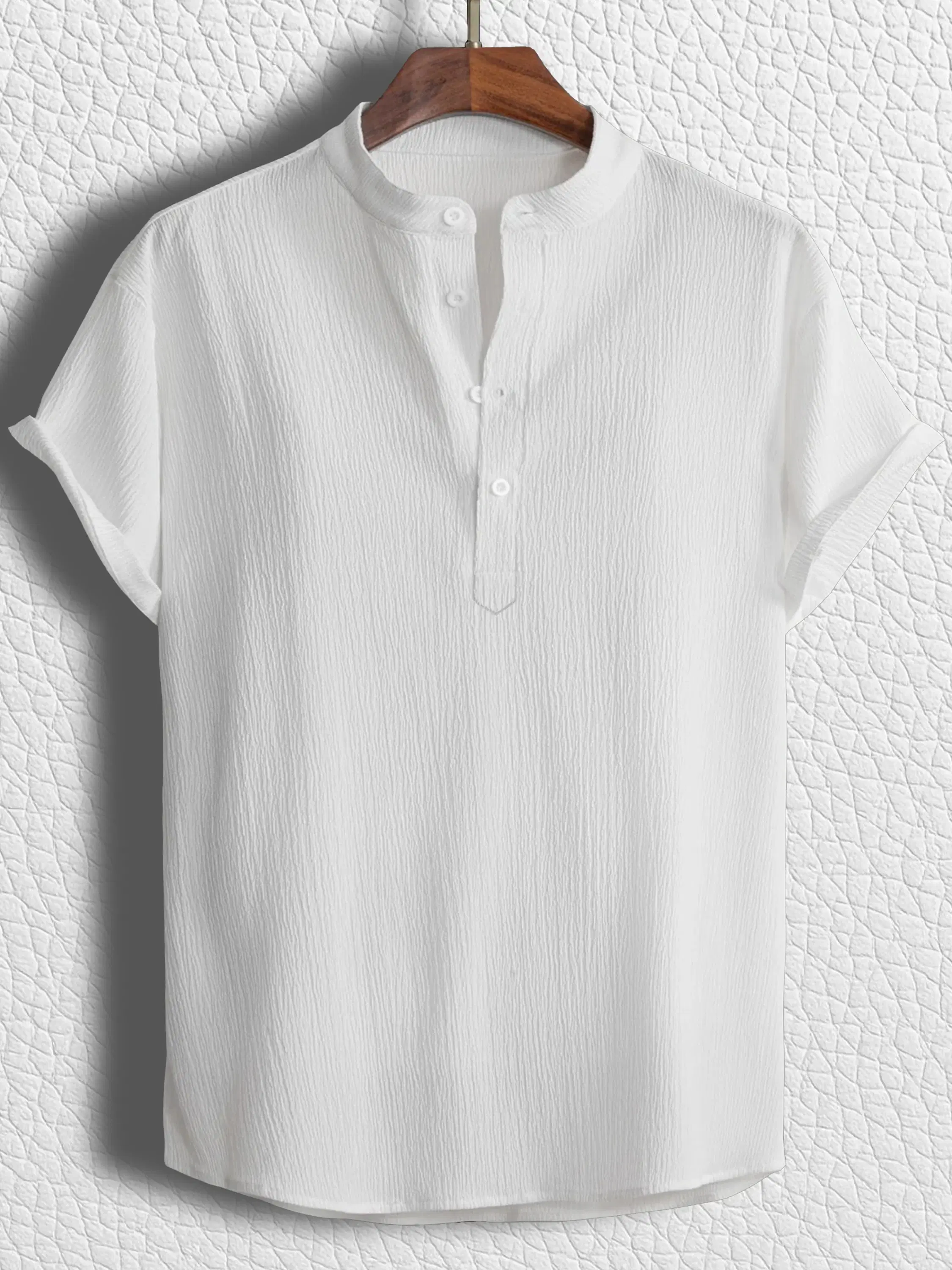 color bucket White Cotton Blend Men's Shirt Style Kurta ( Pack of 1 )