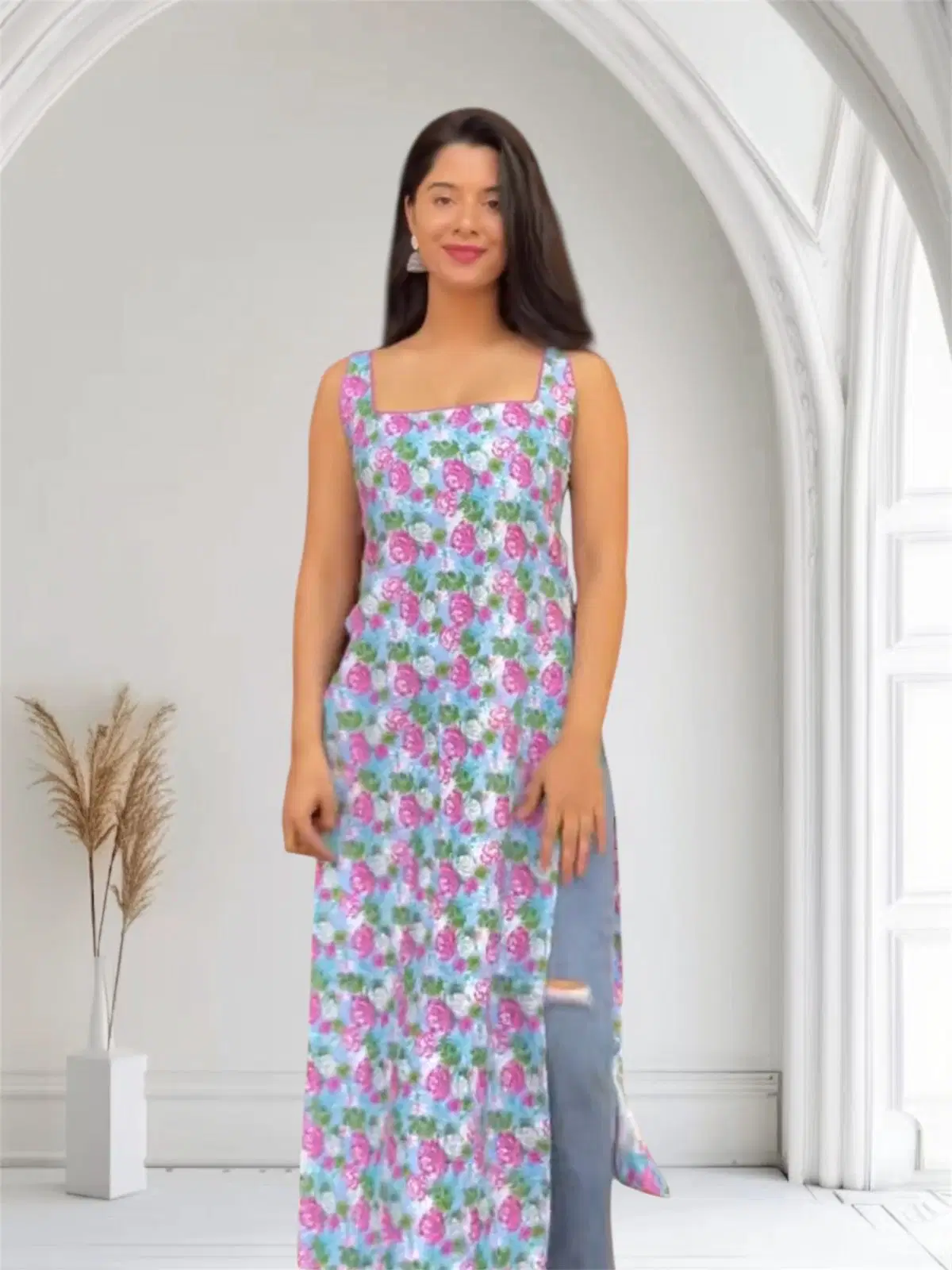 GATIMANFASHION Women Rayon Self Design A-line Kurti ( Multicoloured )